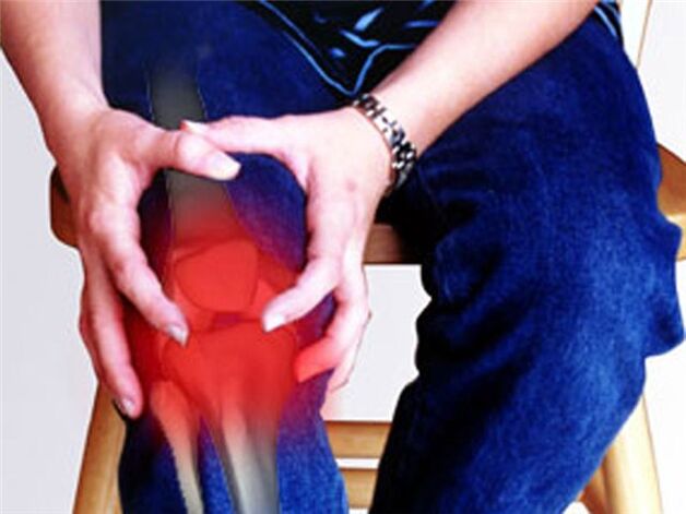Dolor en la articulación de la rodilla provocado por un proceso patológico. 