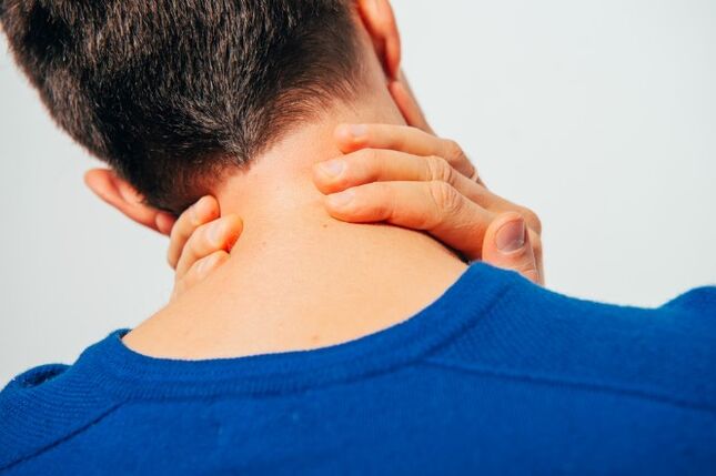 Síntomas de una osteocondrosis de cuello